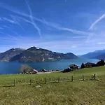 Traumblick Auf Den Thunersee Und Berge Apartmán