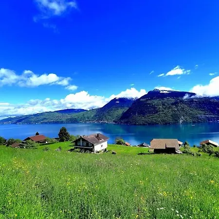 Traumblick Auf Den Thunersee Und Berge شقة