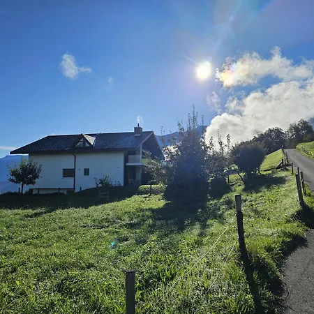 Traumblick Auf Den Thunersee Und Berge *