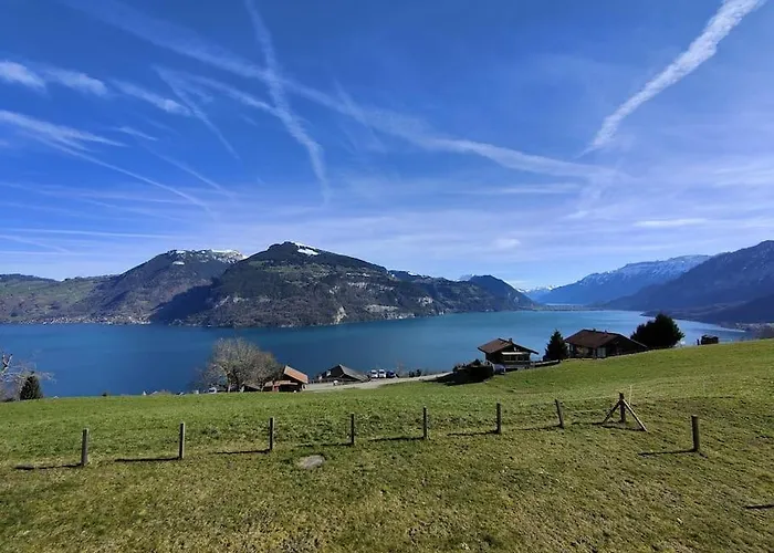 Traumblick Auf Den Thunersee Und Berge شقة